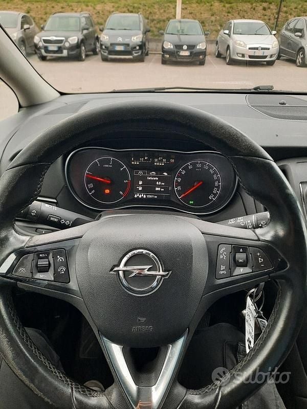 Usata Opel Zafira 134 CV (98 kW) 2017 Bianco Monovolume