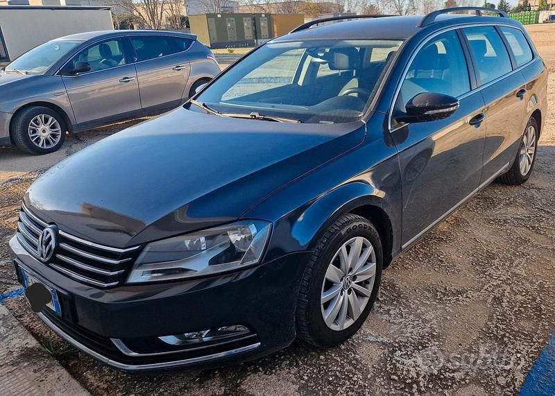 Usata VW Passat 140 CV (102 kW) 2011 Grigio Station wagon