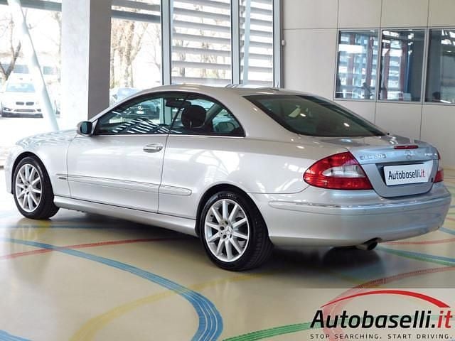 Usata Mercedes CLK200 Elegance 184 CV (135 kW) 2007 Argento Coupé