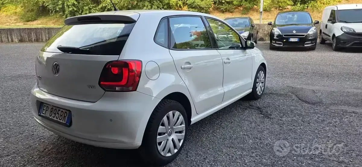 Usata VW Polo Comfortline 75 CV (55 kW) 2012 Bianco Utilitaria