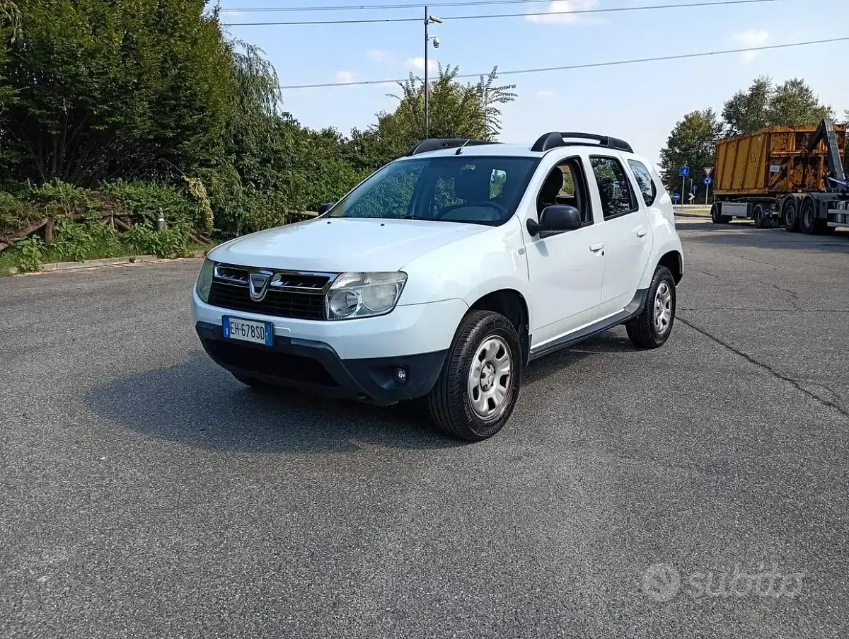 Usata Dacia Duster 90 CV (66 kW) 2011 Bianco SUV