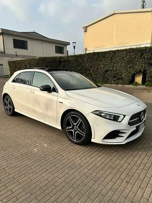 Usata Mercedes A250 Premium 160 CV (117 kW) 2020 Berlina