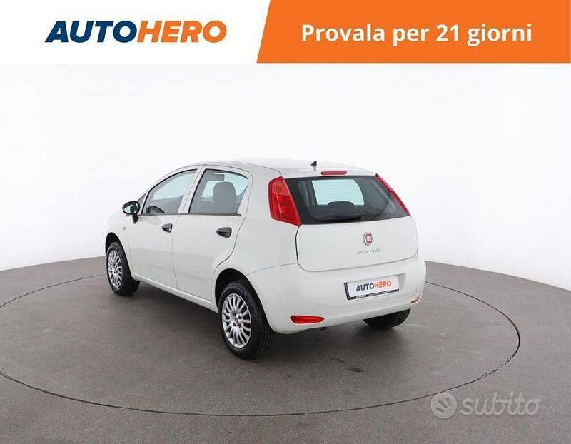 Usata Fiat Punto Street 77 CV (56 kW) 2017 Bianco Utilitaria