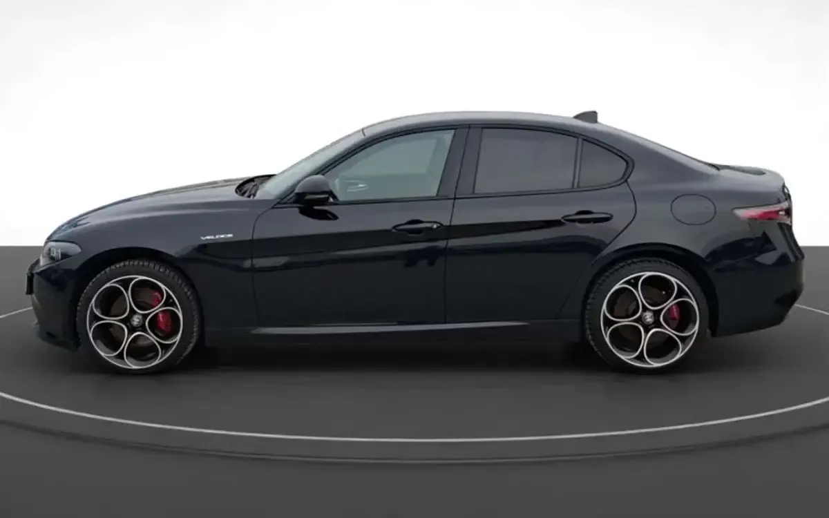 Usata Alfa Romeo Giulia Veloce 280 CV (205 kW) 2024 Nero Berlina