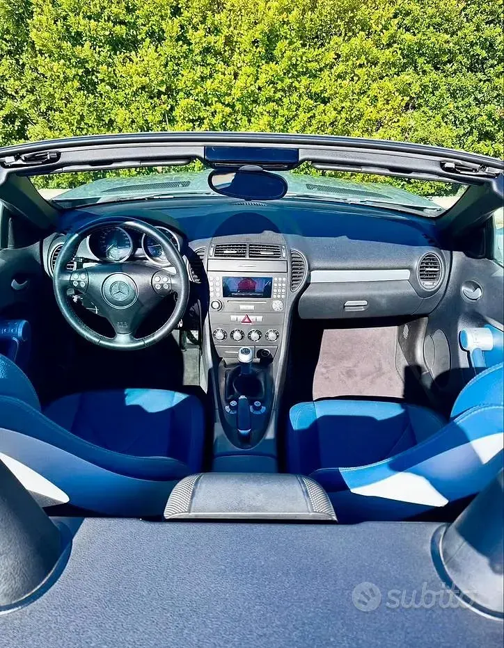Usata Mercedes SLK200 163 CV (119 kW) 2006 Grigio Cabrio