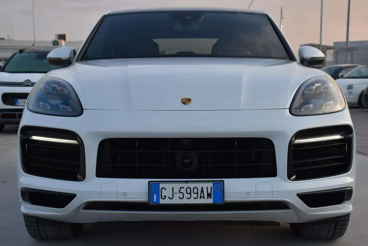 Usata Porsche Cayenne Platinum Edition 340 CV (250 kW) 2022 Bianco SUV