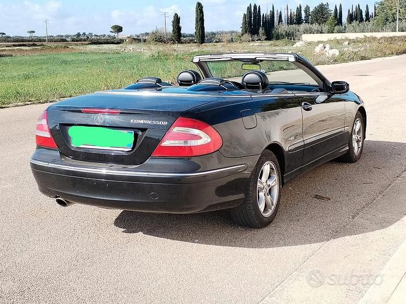 Usata Mercedes 200 2003 Nero Cabrio
