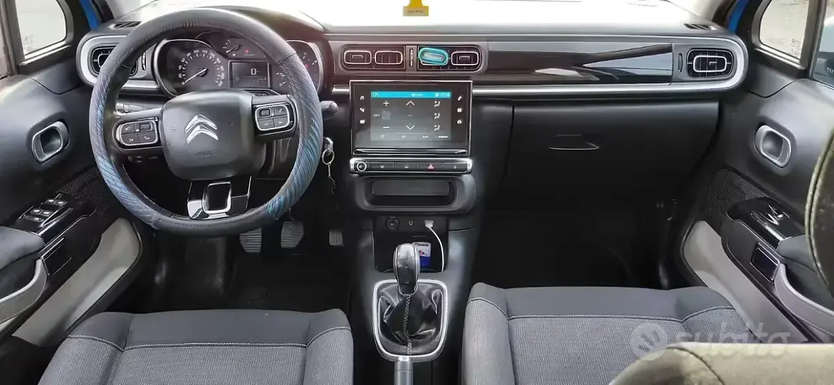 Usata Citroën C3 Shine 75 CV (55 kW) 2017 Blu/azzurro Berlina