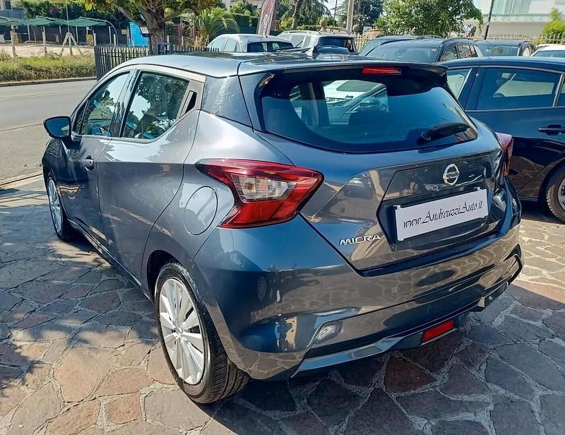Usata Nissan Micra Acenta 92 CV (67 kW) 2022 Grigio Utilitaria