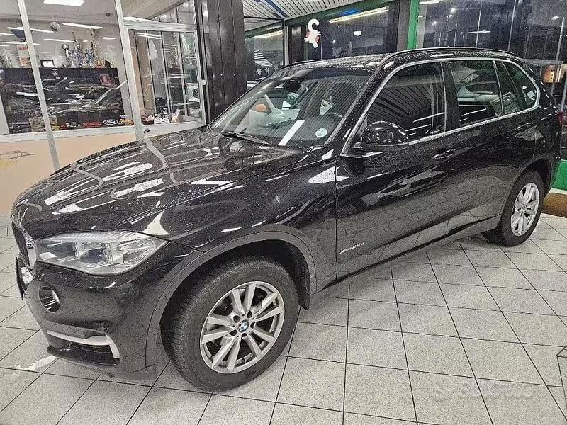 Begagnad BMW X5 Efficient Dynamics 231 HK (169 kW) 2018 Svart SUV