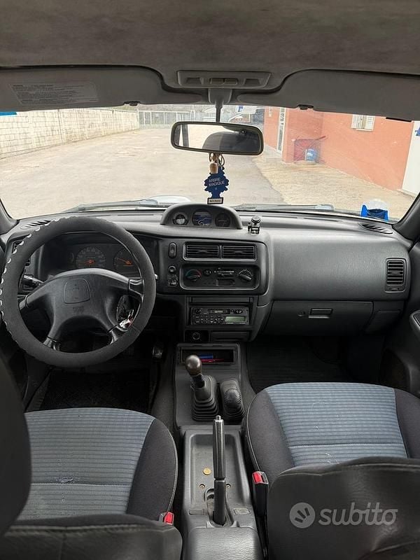 Usata Mitsubishi L200 2000 Pick-up