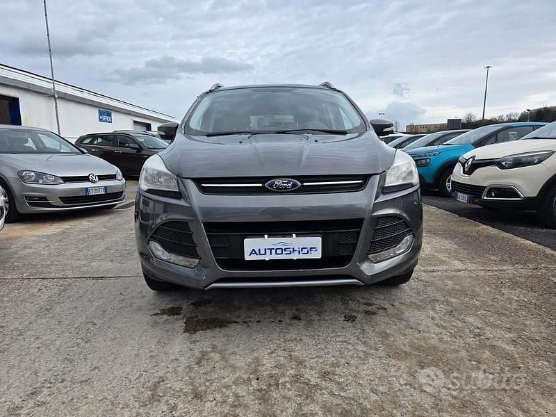 Occasion Ford Kuga 115 ch (84 kW) 2014 Gris SUV