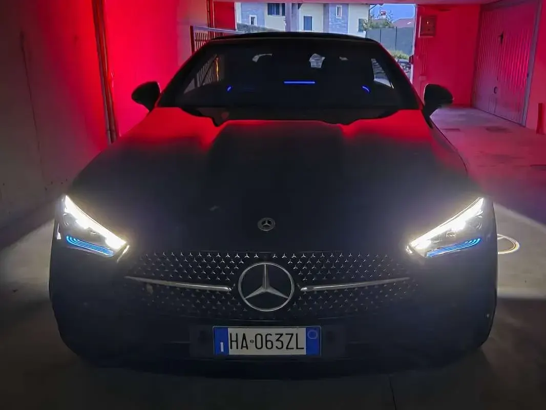 Usata Mercedes CLE300 AMG Line Premium 258 CV (189 kW) 2025 Nero Cabrio