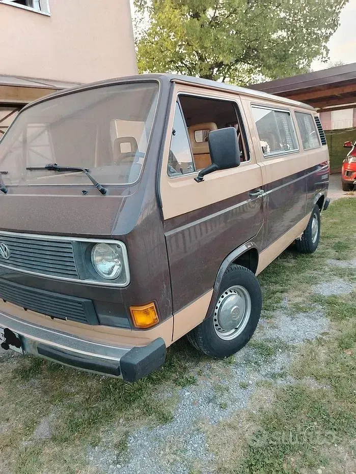 Usata VW Caravelle 1984 Marrone Monovolume
