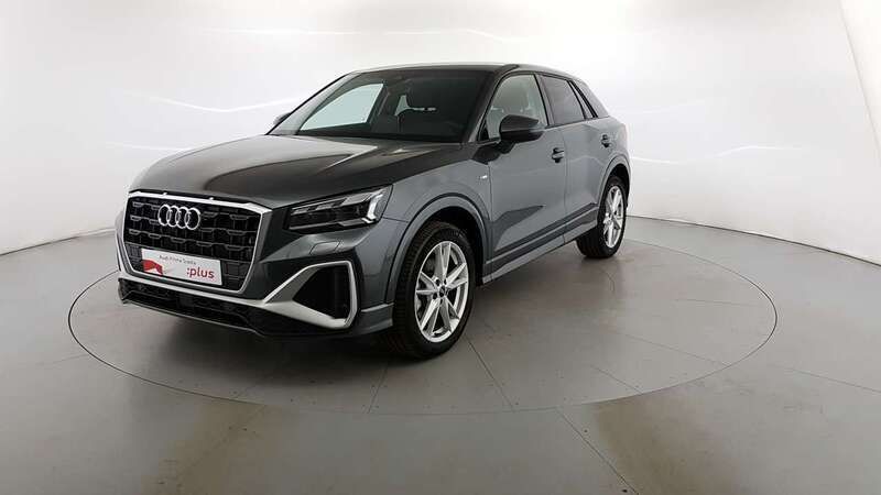 Grigio daytona Usata 2024 Audi Q2 S-Line SUV | 31.800 € (Buon prezzo) - Immagine 1/4