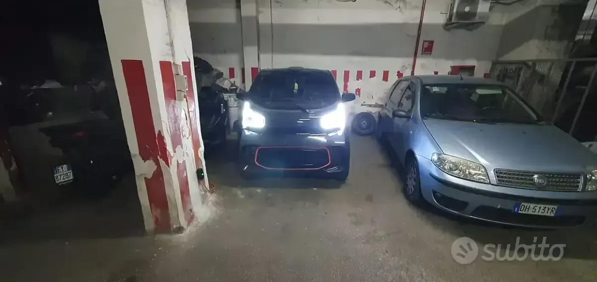 Usata XEV Yoyo 7 kW (10 CV) 2022 Nero Utilitaria