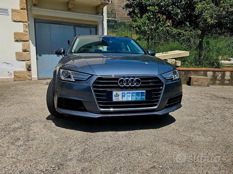 Usata Audi A4 150 CV (110 kW) 2019 Grigio Station wagon