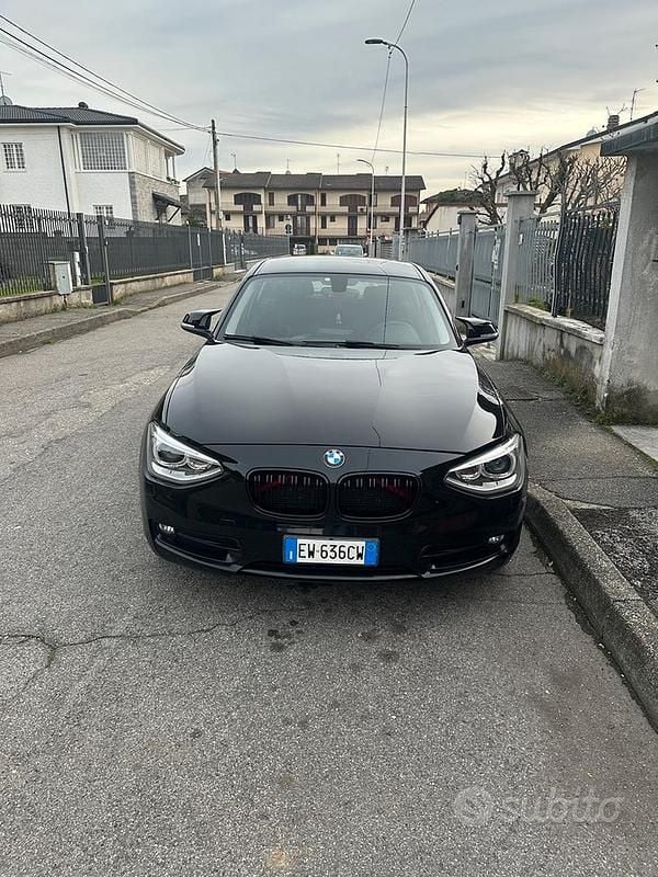 Usata BMW 116 Sport Line 116 CV (85 kW) 2014 Nero Utilitaria