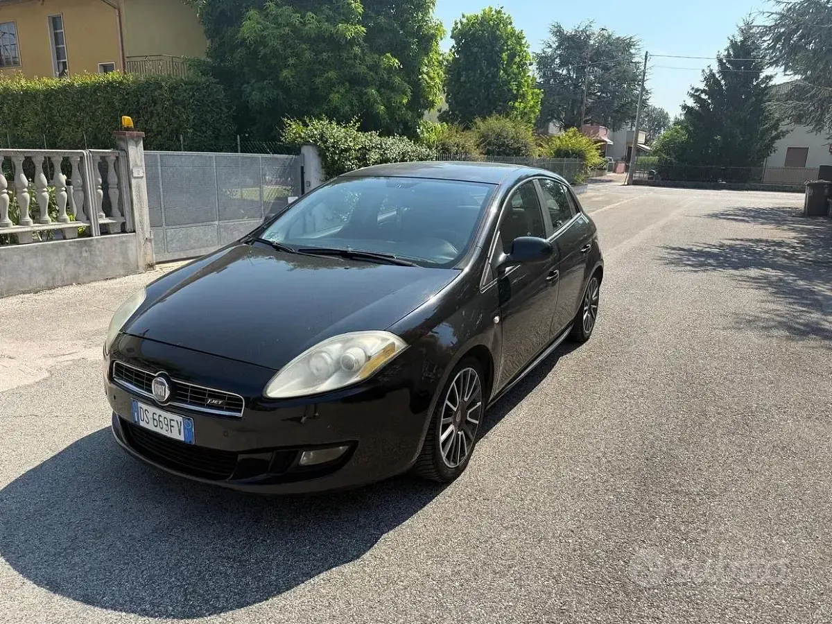 Usata Fiat Bravo 150 CV (110 kW) 2007 Nero Utilitaria