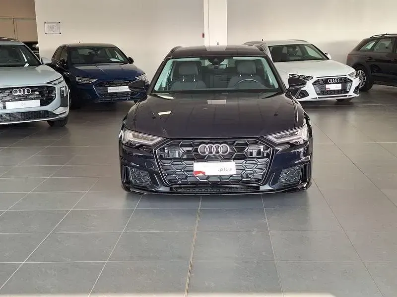 Usata Audi A6 S-Line 204 CV (150 kW) 2024 Blu/azzurro Station wagon