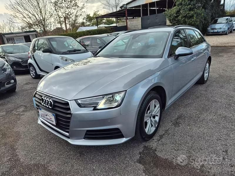 Usata Audi A4 Business 150 CV (110 kW) 2017 Grigio Berlina