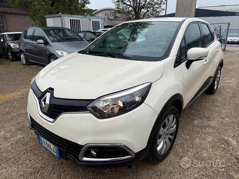 Usata Renault Captur 90 CV (66 kW) 2015 SUV