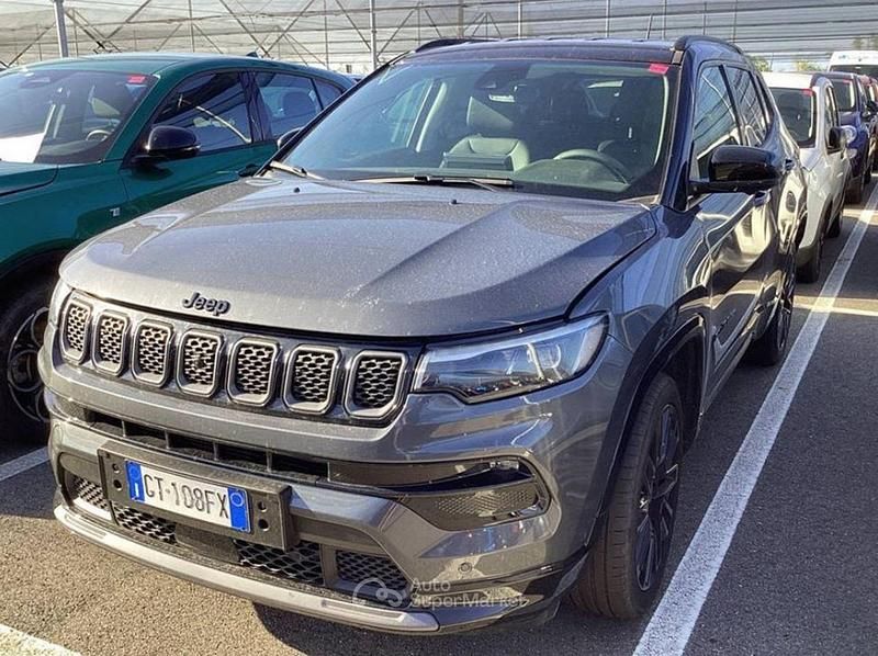 Blu / metallizzato Usata 2024 Jeep Compass SUV | 24.950 € (Buon prezzo) - Immagine 1/3