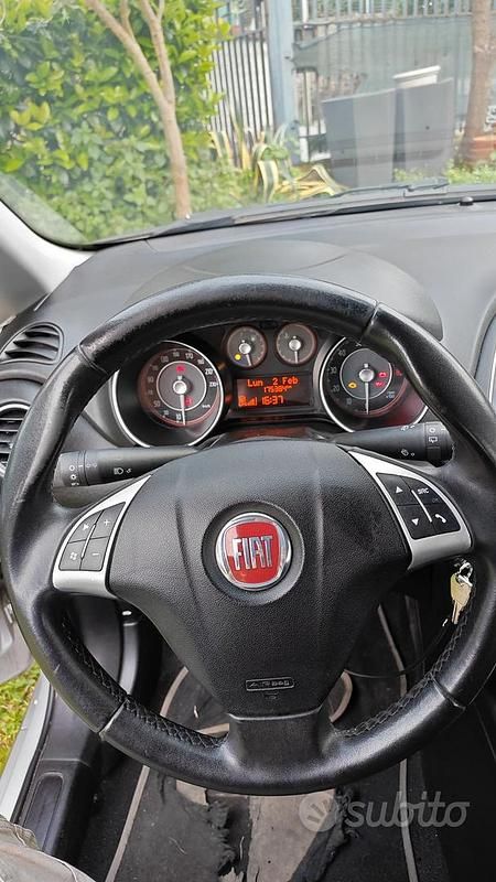 Usata Fiat Punto Evo 105 CV (77 kW) 2010 Grigio Utilitaria