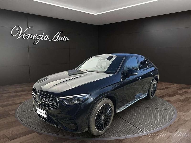 Nero Usata 2025 Mercedes GLC300e AMG line Coupé | 74.890 € (Buon prezzo) - Immagine 1/4
