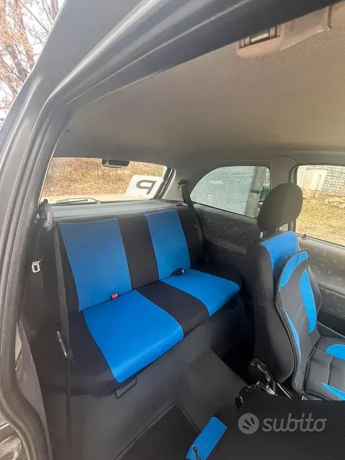 Occasion Opel Corsa 54 ch (39 kW) 1999 Bleue Berline