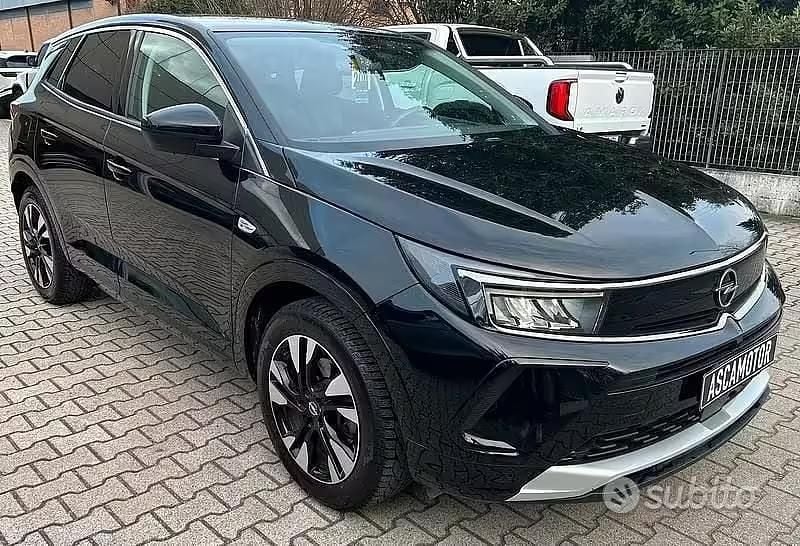 Usata Opel Grandland X 130 CV (95 kW) 2023 Nero SUV