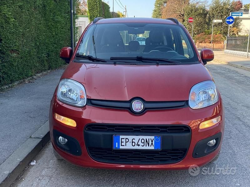 Usata Fiat Panda Pop 69 CV (50 kW) 2012 Arancione Utilitaria