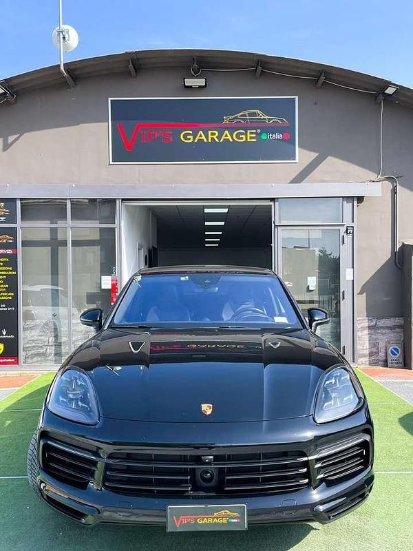 Usata Porsche Cayenne Coupe 340 CV (250 kW) 2020 Nero Coupé