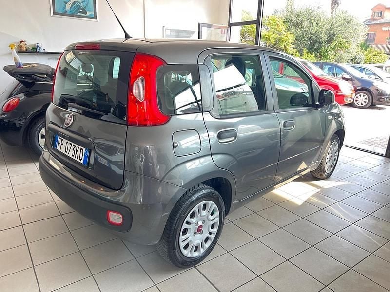 Usata Fiat Panda 69 CV (50 kW) 2018 Grigio Berlina