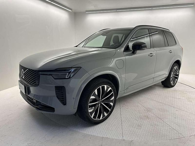 Usata Volvo XC90 Plus 455 CV (334 kW) 2025 Grigio SUV
