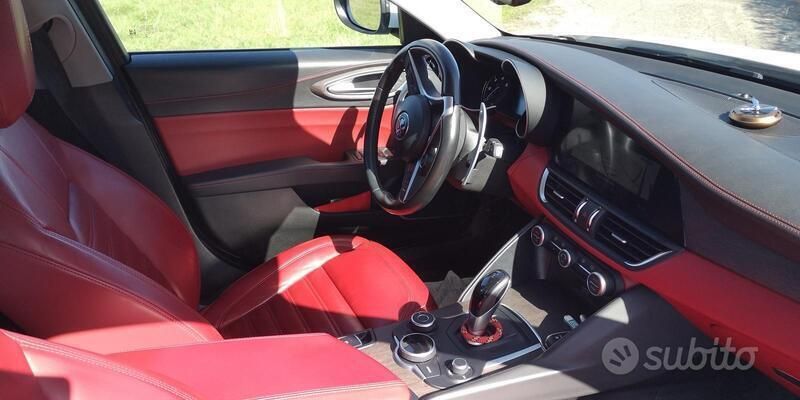 Usata Alfa Romeo Giulia Lusso 190 CV (139 kW) 2019 Bianco Berlina