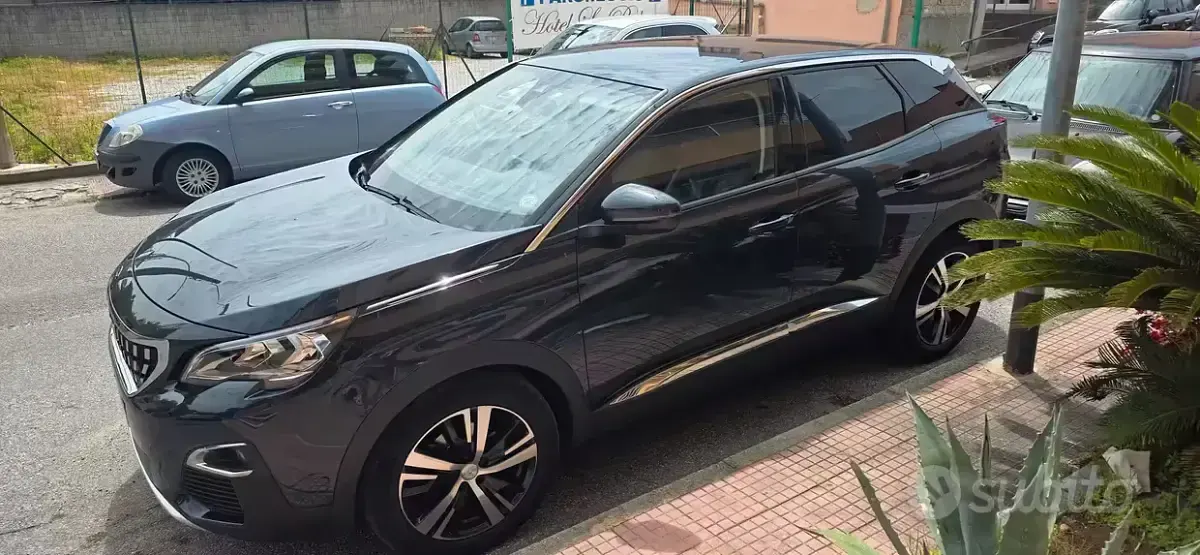 Usata Peugeot 3008 Allure 131 CV (96 kW) 2019 Nero SUV