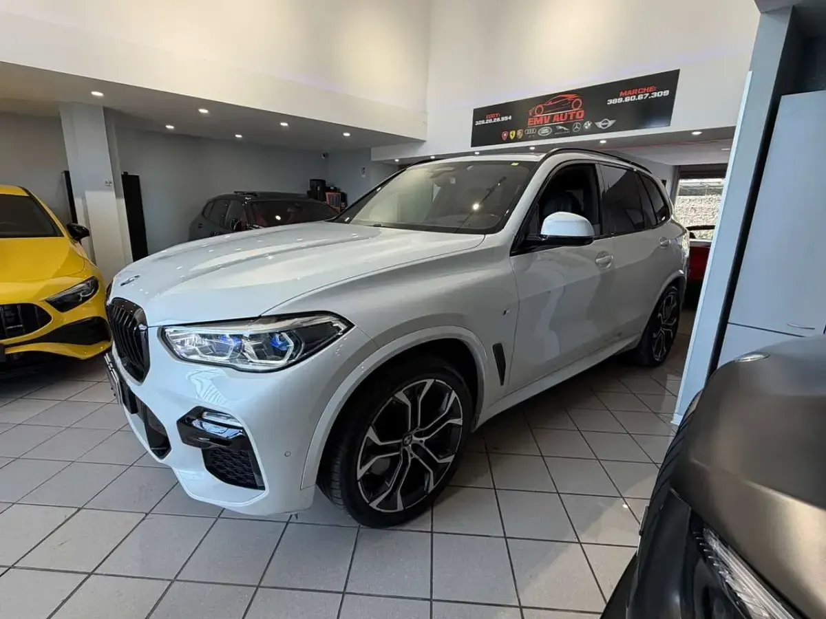 Usata BMW X5 M M Sport 340 CV (250 kW) 2021 Bianco SUV