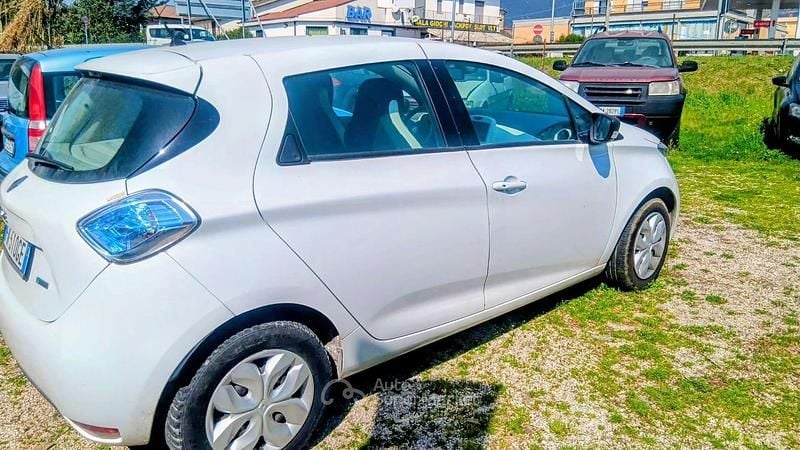 Usata Renault Zoe 42 kW (58 CV) 2018 Utilitaria