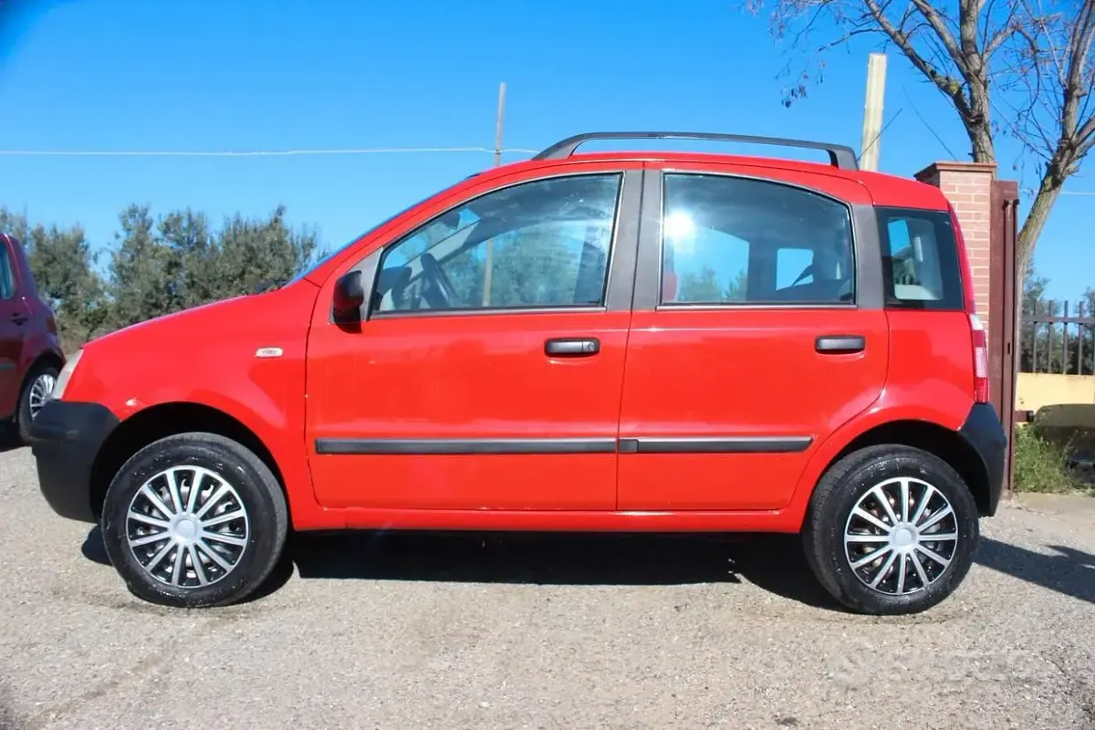 Usata Fiat Panda 4x4 Climbing 60 CV (44 kW) 2005 Rosso Utilitaria
