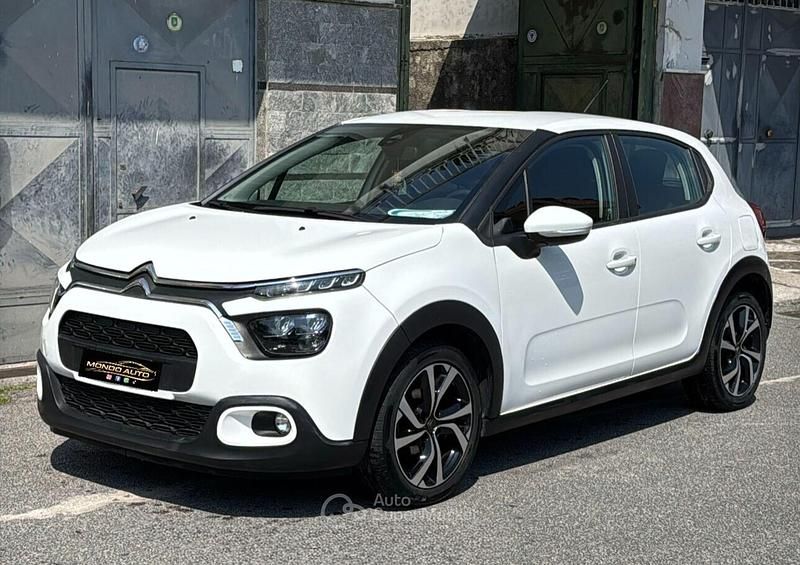 Usata Citroën C3 Shine 86 CV (63 kW) 2023 Bianco Utilitaria