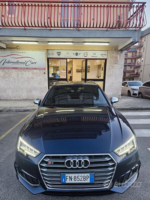 Usata Audi S4 353 CV (259 kW) 2018 Blu Station wagon