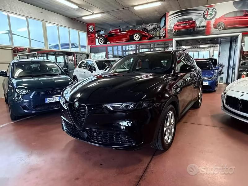 Usata Alfa Romeo Tonale Sprint 131 CV (96 kW) 2023 Nero SUV