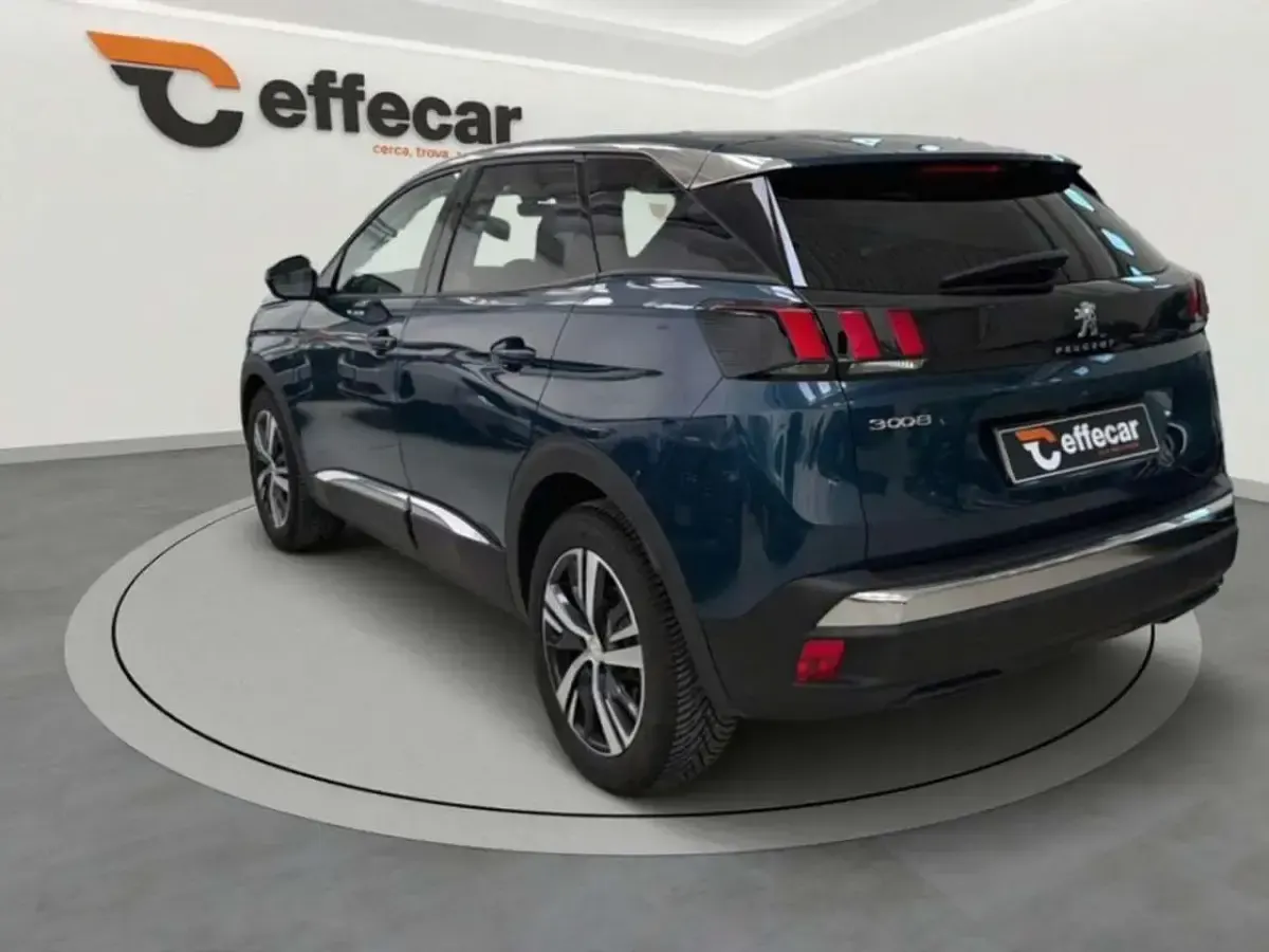 Usata Peugeot 3008 Business-Line 131 CV (96 kW) 2023 Vari colori SUV