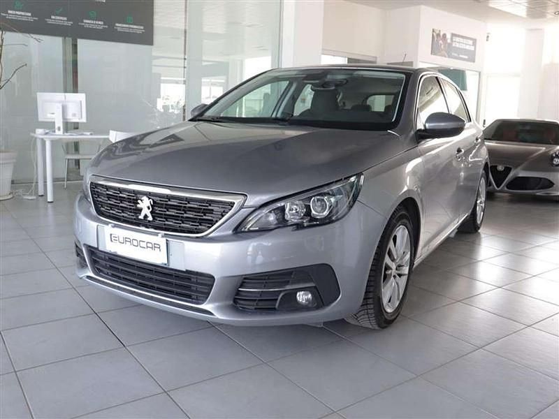 Usata Peugeot 308 Active 131 CV (96 kW) 2018 Grigio / gray Berlina
