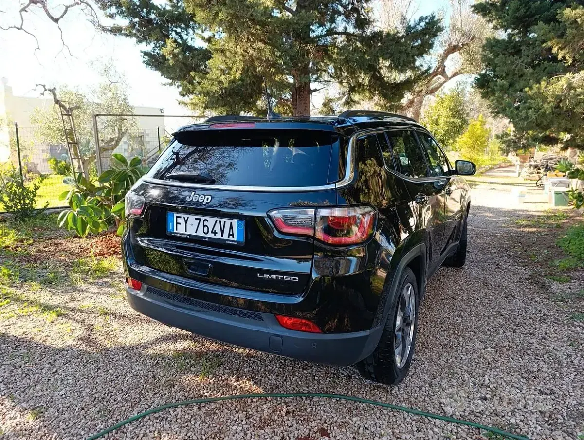 Usata Jeep Compass 120 CV (88 kW) 2020 Nero SUV