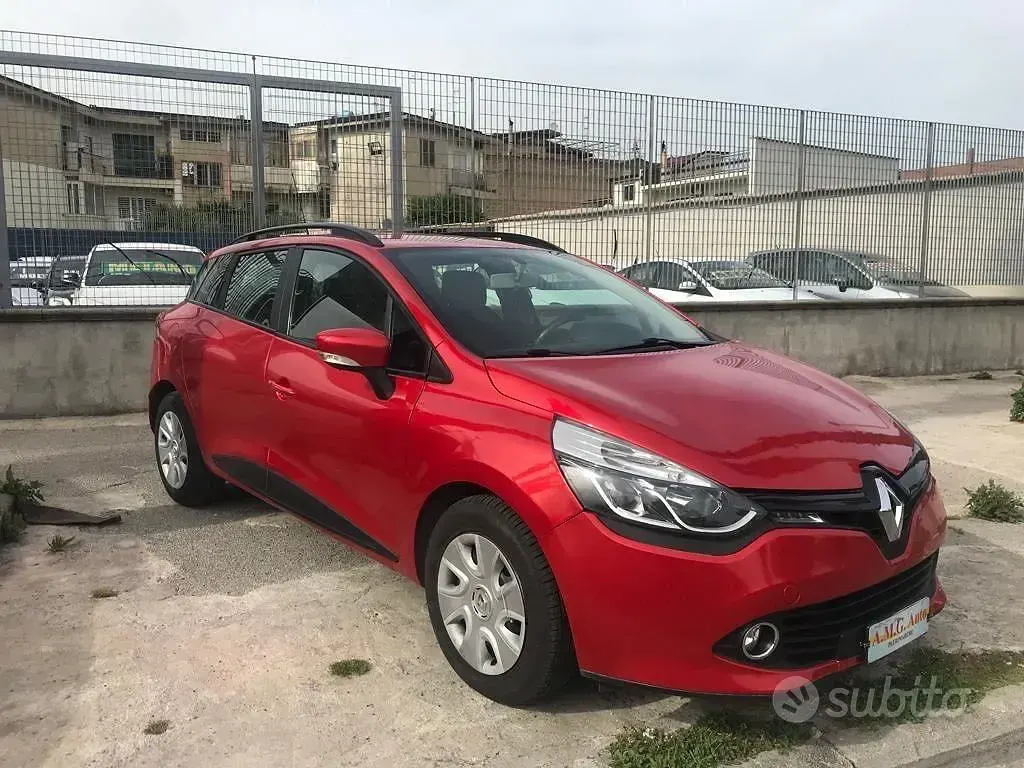 Usata Renault Clio 75 CV (55 kW) 2014 Rosso Station wagon