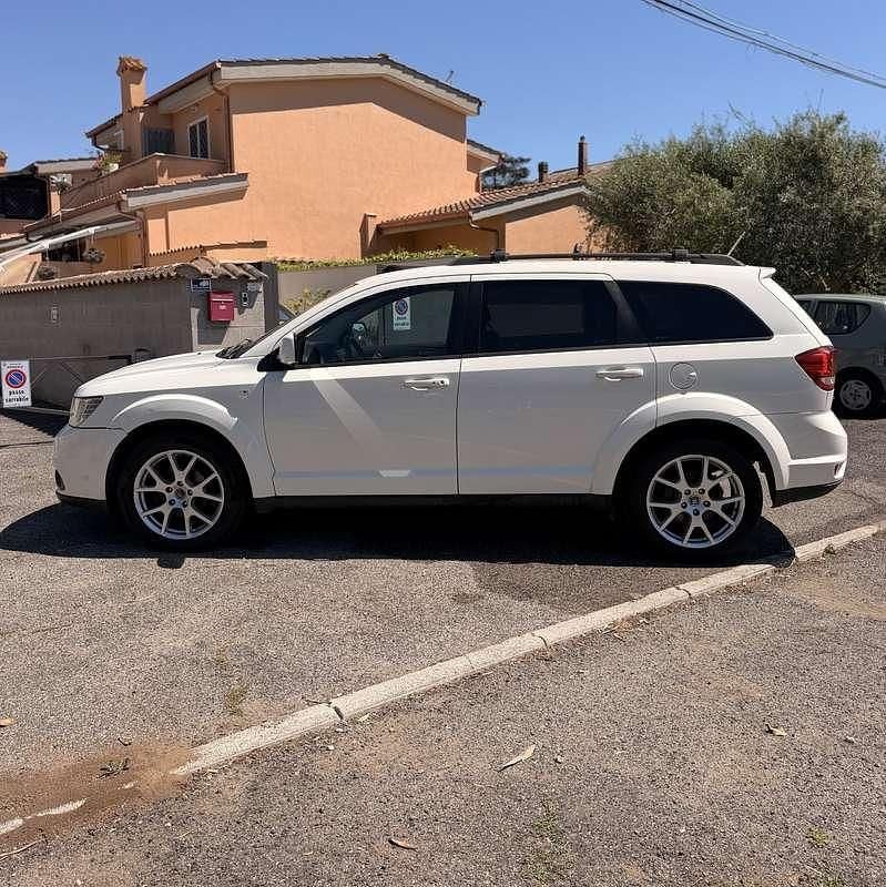 Usata Fiat Freemont 170 CV (125 kW) 2011 Bianco SUV
