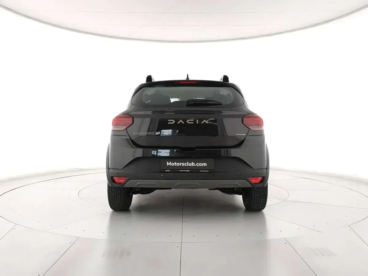 Usata Dacia Sandero Expression 91 CV (66 kW) 2024 Nero Berlina