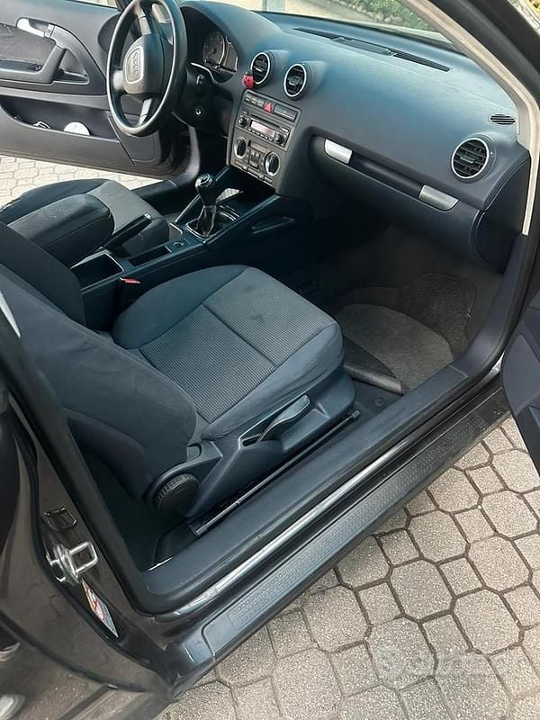 Usata Audi A3 105 CV (77 kW) 2006 Nero Utilitaria